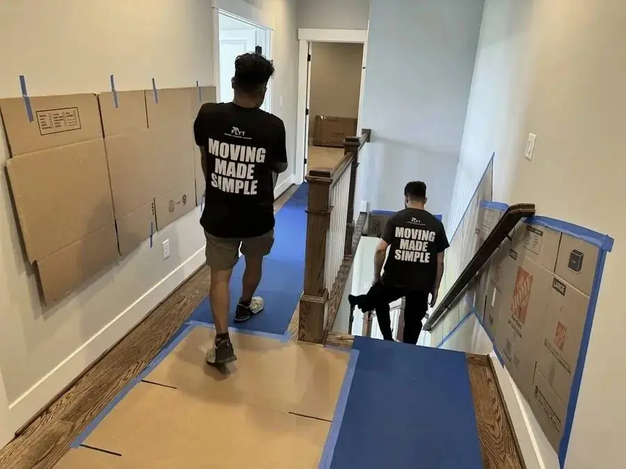 FLYT Moving crew loading a single-family home near the GW Parkway in Mount Vernon, VA